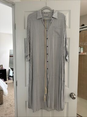 Dress Forum Striped Button-Front Shirt Dress in White and Gray